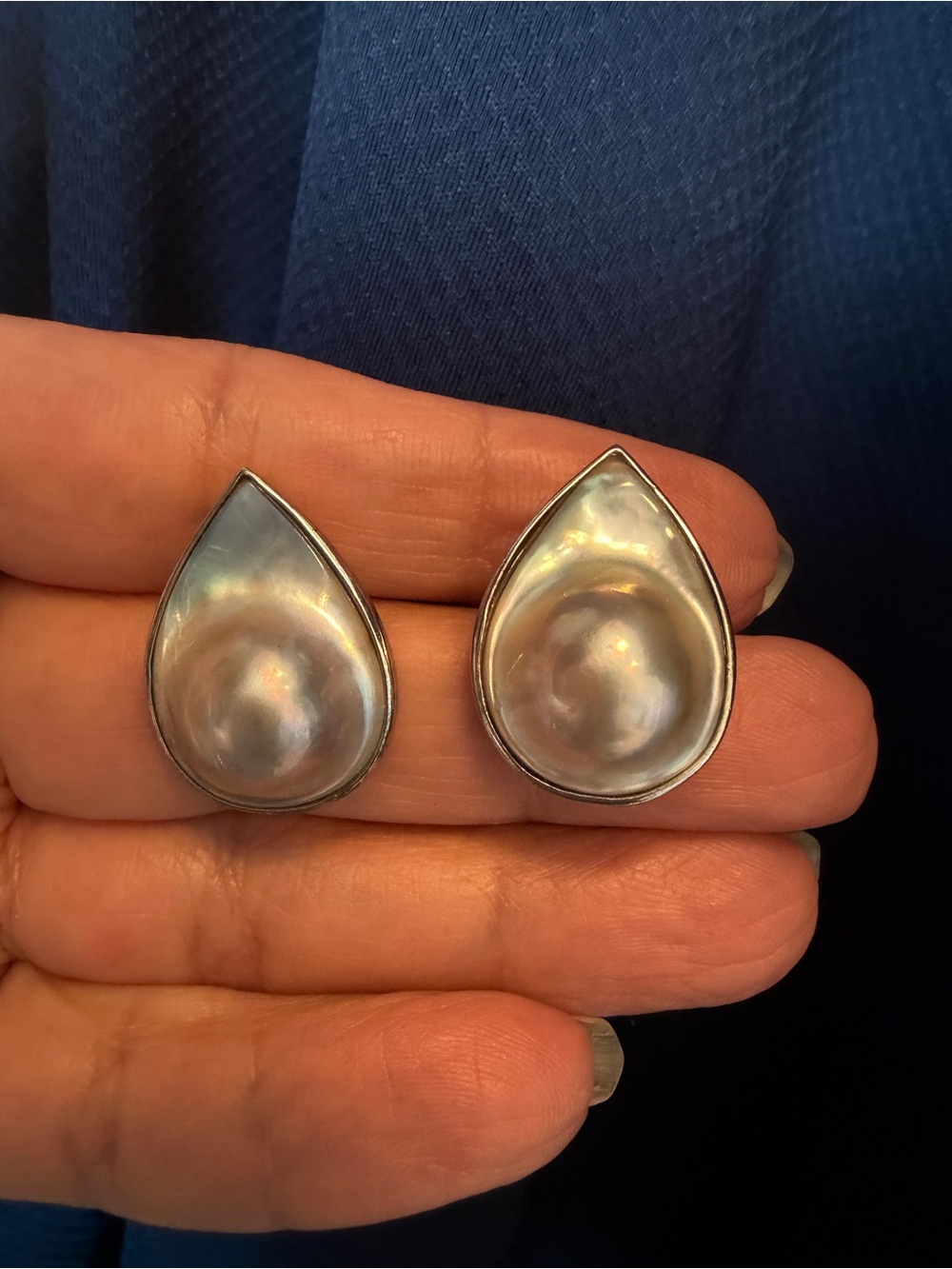 STERLING SILVER BLISTER PEARL PIERCED EARRINGS, VAR china 925 stamp vintage - Picture 3 of 7